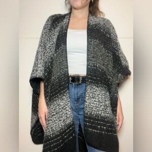 Woolrich Cozy Oversized Open Front Cardigan Wrap • One Size